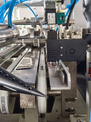 2-High grade hot melt adhesive system with high-speed electronic spray gun2