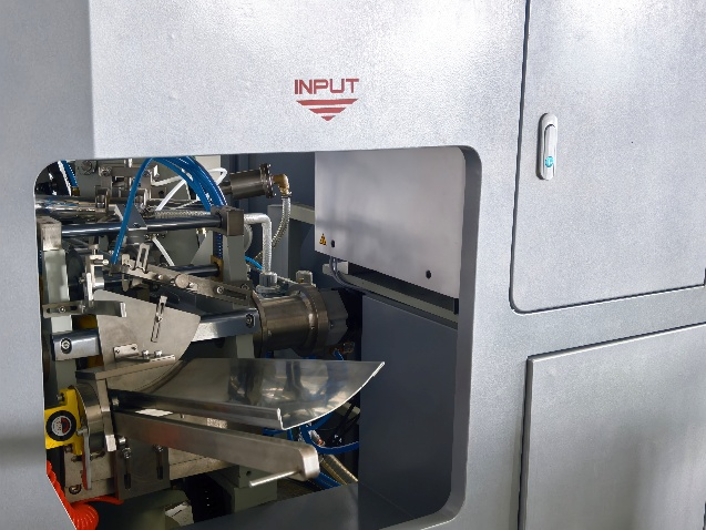 1-Semi-open placement of materials enhances safety